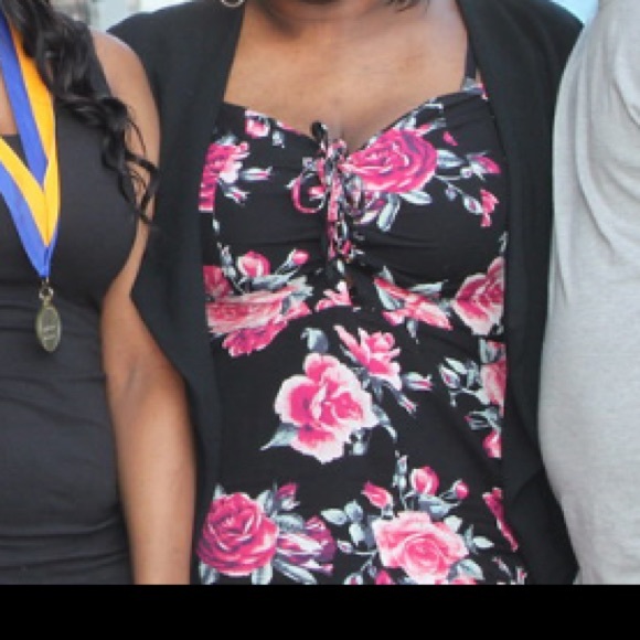 Beautiful Charlotte Russe Floral Pink & black dress - Picture 5 of 10